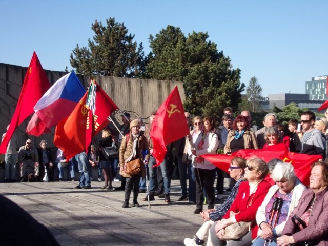 В Брно почтили память павших в годы ВОВ солдат