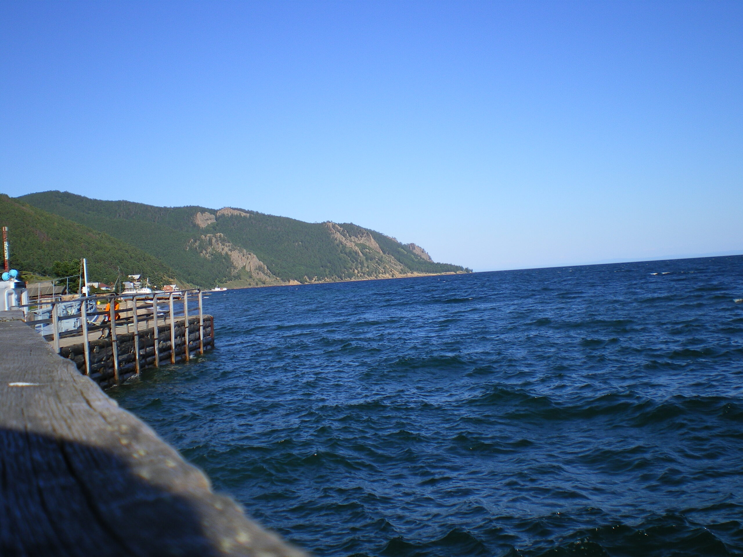 Байкал — самое глубокое озеро Земли